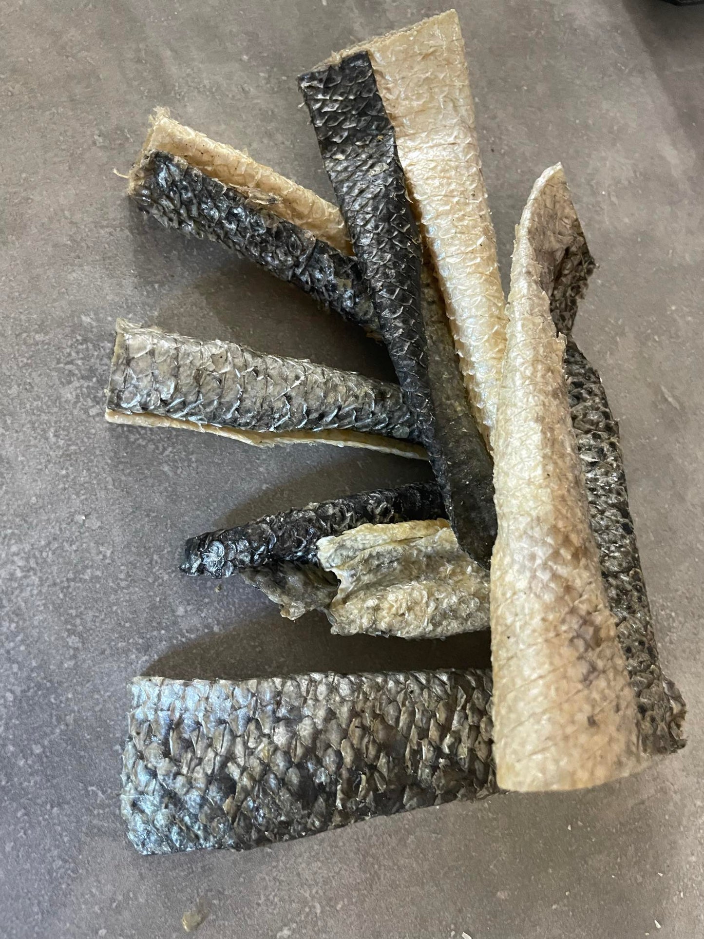 Peaux de saumon 50gr